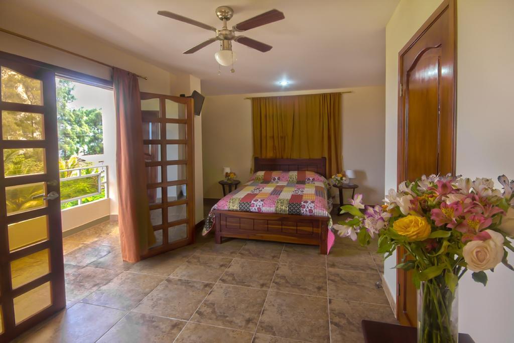 Puerta Sol Inn Manglaralto Номер фото