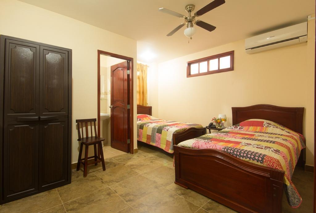 Puerta Sol Inn Manglaralto Номер фото