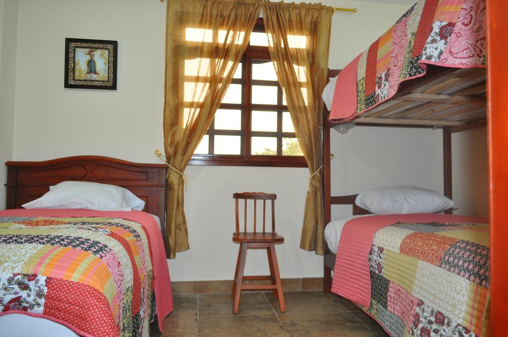 Puerta Sol Inn Manglaralto Номер фото